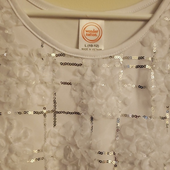 Black and white dress - Picture 3 of 3